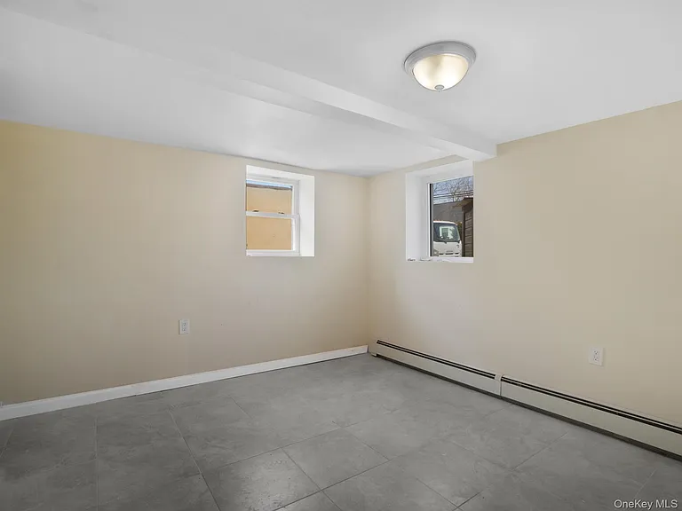 169 E Santa Barbara Rd — Photo 6