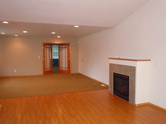 3rd image of 15008 35th Ave NW
