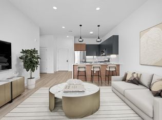 17 Avenue E #303, Bayonne, NJ 07002