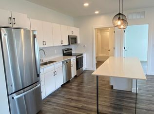 155 Jackson St #415, Oshkosh, WI 54901