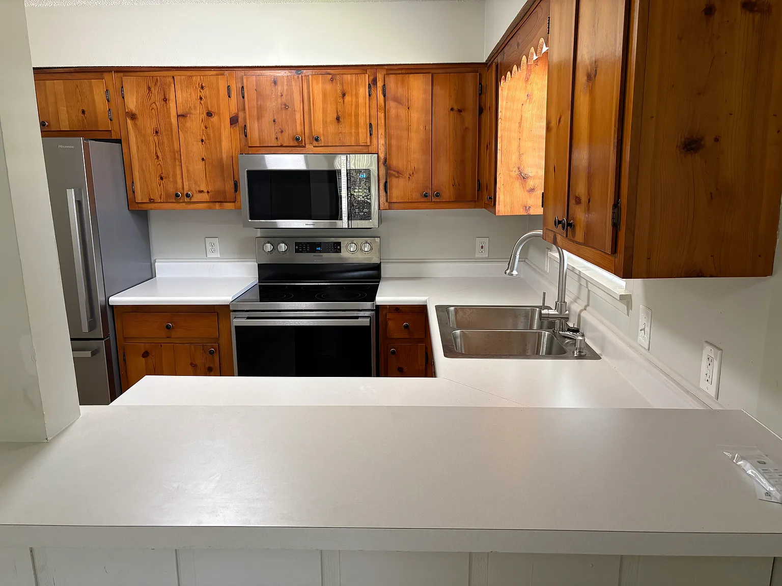 2 bed, 950 sqft, $1,100 — Photo 2