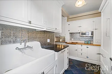 Sold by (Legacy) Elegran