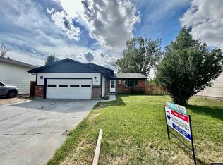 340 Indian Paintbrush St, Casper, WY 82604