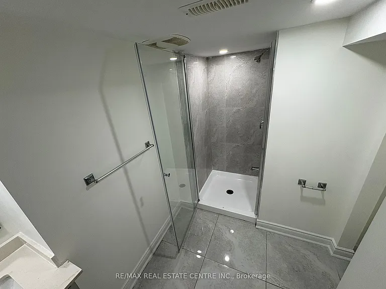 16 Bucksaw St — Photo 8