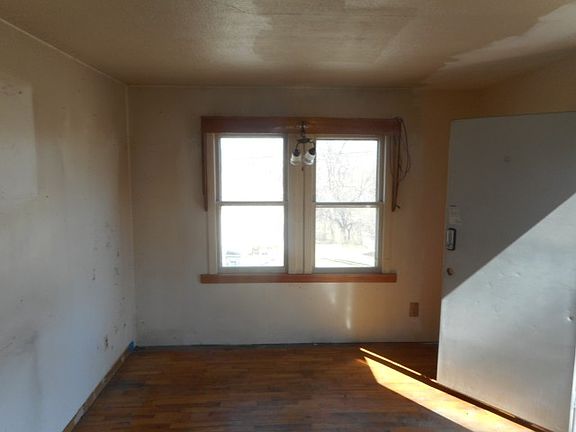 5th image of 9813 E 22nd St S