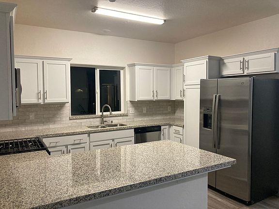 3rd image of 3924-3926 S Burke St #3928
