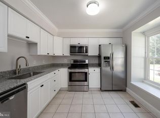 12839 Climbing Ivy Dr #1, Germantown, MD 20874