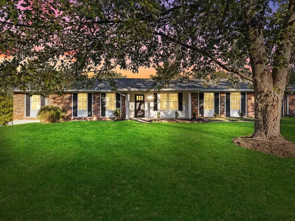 1798 Scenic Dr, Festus, MO 63028