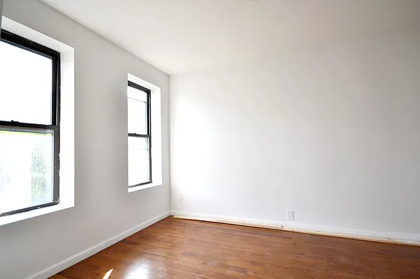 Rented by Bold New York | media 18