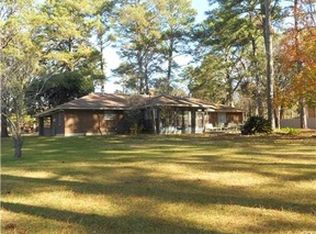597 Ates Rd, Pineville, LA 71360