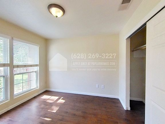 4th image of 5101 Cabrillo Way