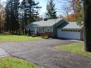 42 Pembroke Rd, Danbury, CT 06811