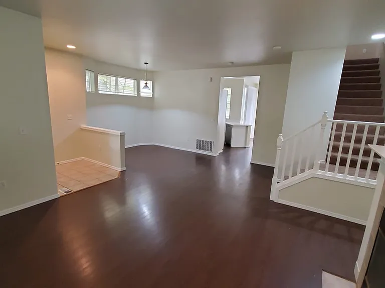 22651 NE 4th Pl — Photo 14