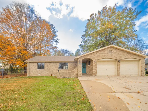 7423 S Woodrow Dr, Pendleton, IN 46064