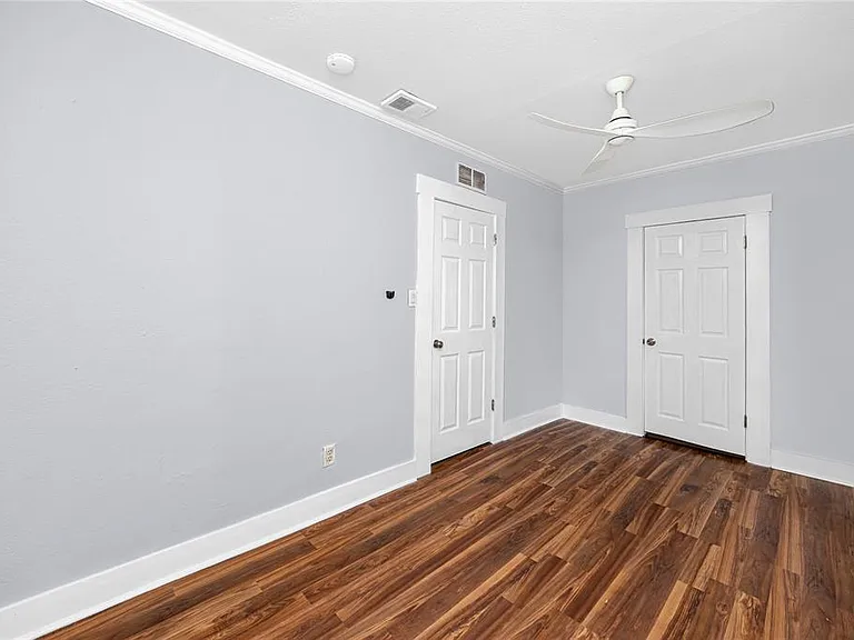 1763 Preston St S — Photo 22