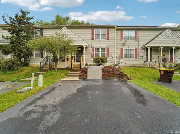 70 Darin Road, Warwick, NY 10990
