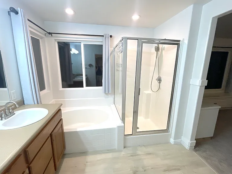 1875 S Spring Creek Dr — Photo 12