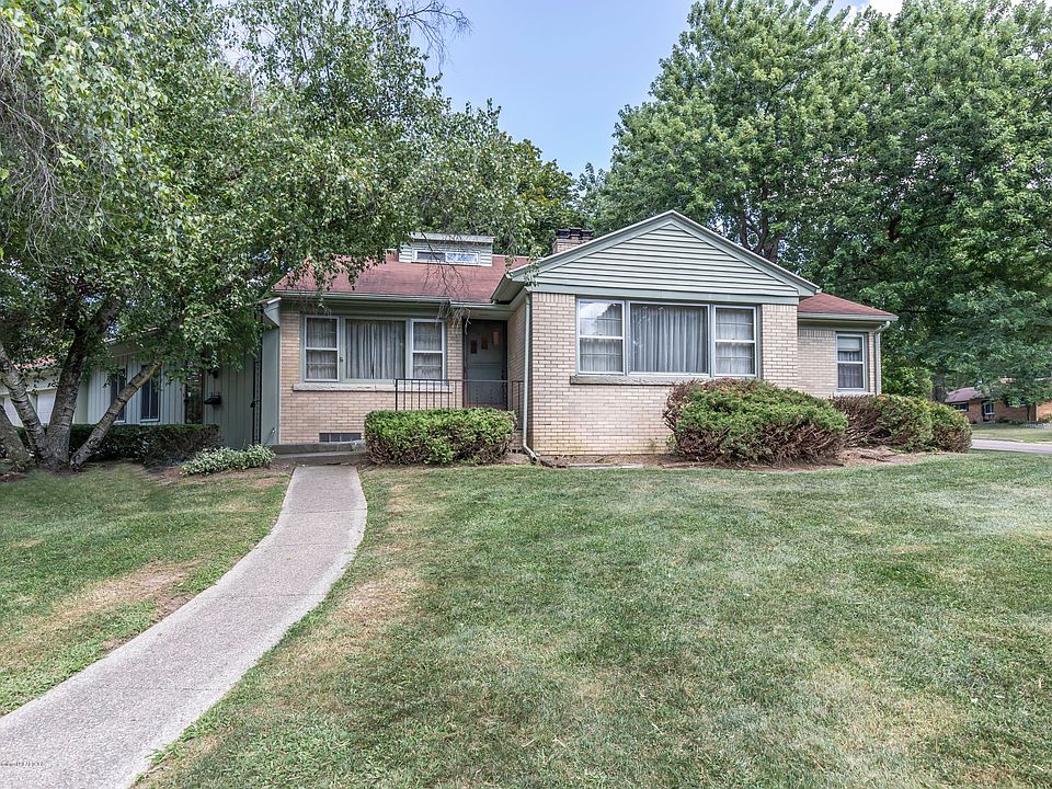 1st image of 2610 E Edgebrook Dr