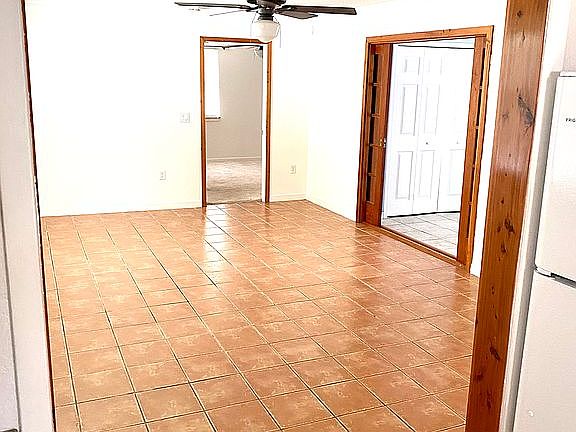 5th image of 634 Lafayette Ct
