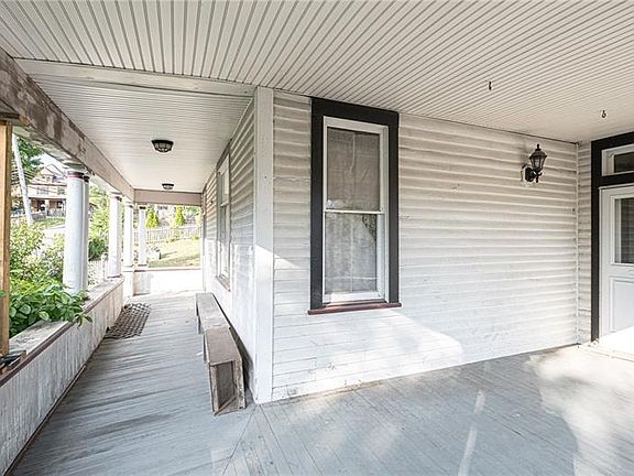 3rd image of 104 1st St