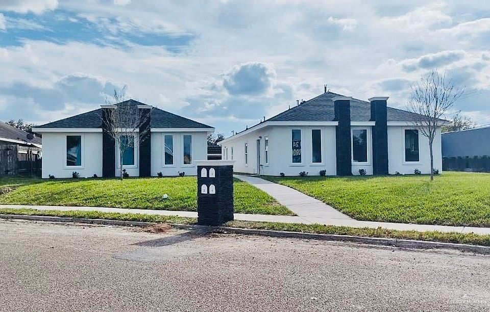 1st image of 2000 Angus St APT 2