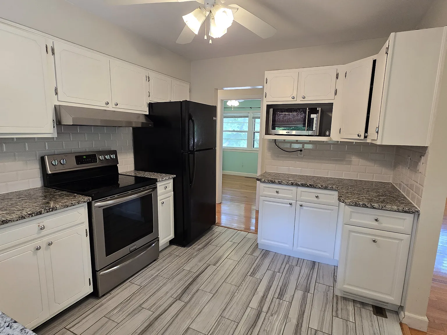 1620 Whippoorwill Rd — Photo 4