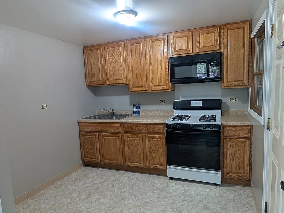 509 Maple Ave #7A