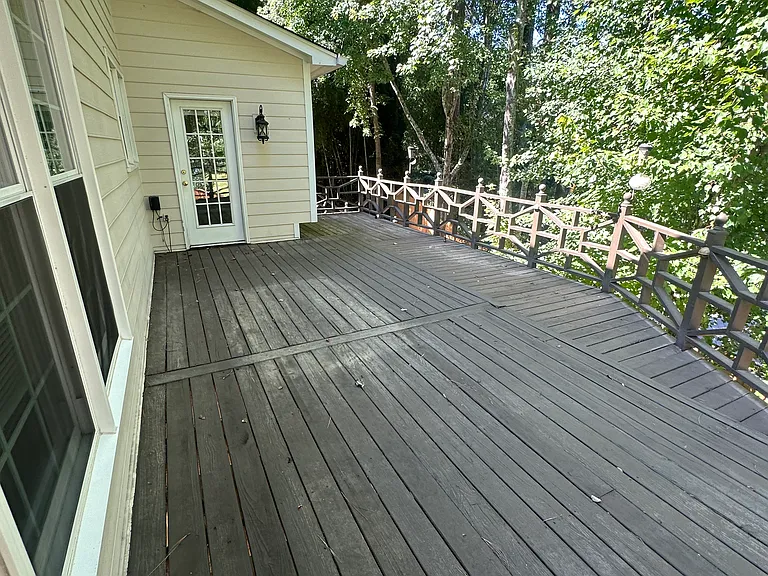 Pinehollow Ct — Photo 81