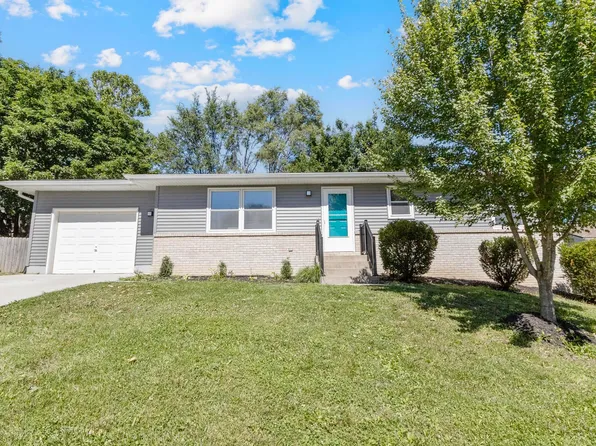 104 Shamrock Cir, Glenwood, IA 51534