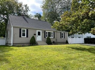 33 Mayflower Rd, Northborough, MA 01532