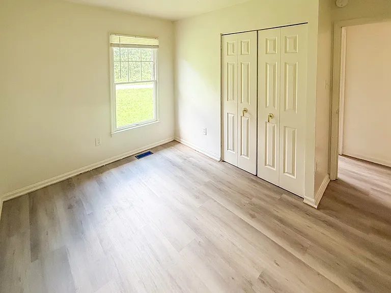 520 Lancaster Creek Dr — Photo 24