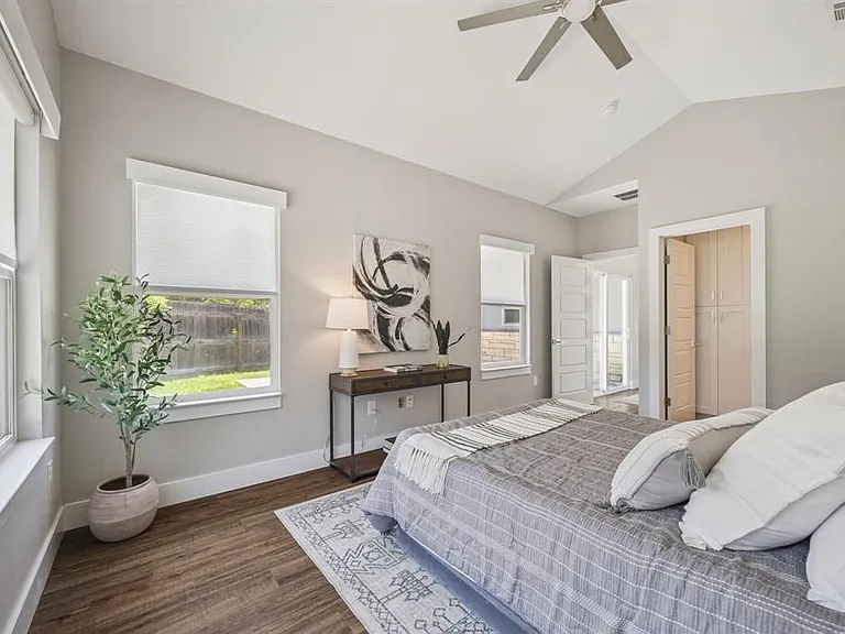 3703 Tower View Ct — Photo 19