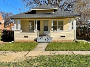 1105 Christopher St, Flint, MI 48503