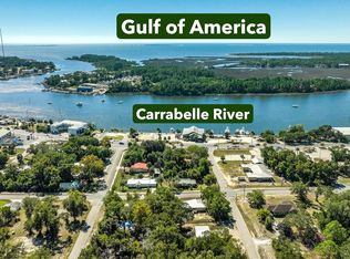 512 NW Avenue A, Carrabelle, FL 32322