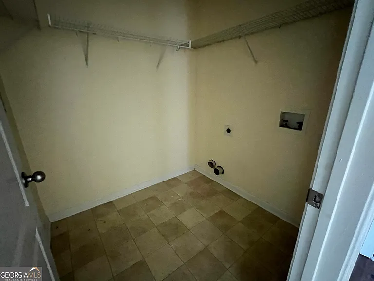 1229 Clearwater Dr — Photo 16