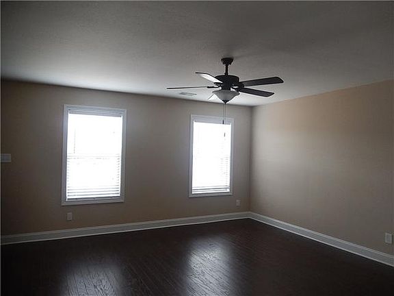 2nd image of 1817 Beckett Dr APT C