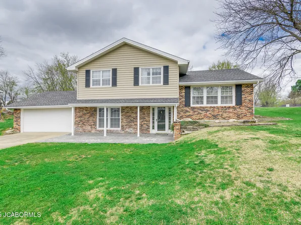 28 N Larand Dr, Holts Summit, MO 65043