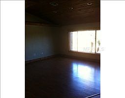 4th image of 3010 Pineridge Cir