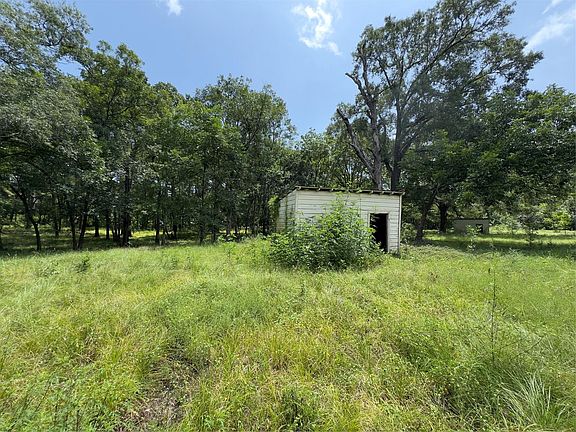 3rd image of 947 County Road 2850