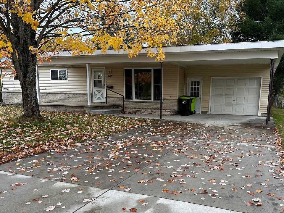 1st image of 802 Tahquamenon Blvd