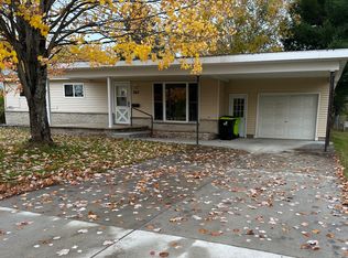 802 Tahquamenon Blvd, Newberry, MI 49868