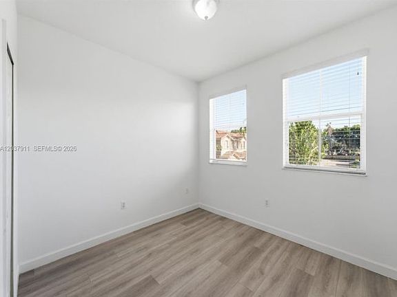 3rd image of 12594 SW 122nd St