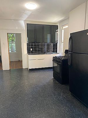 2nd image of 14-33 27th Ave #1