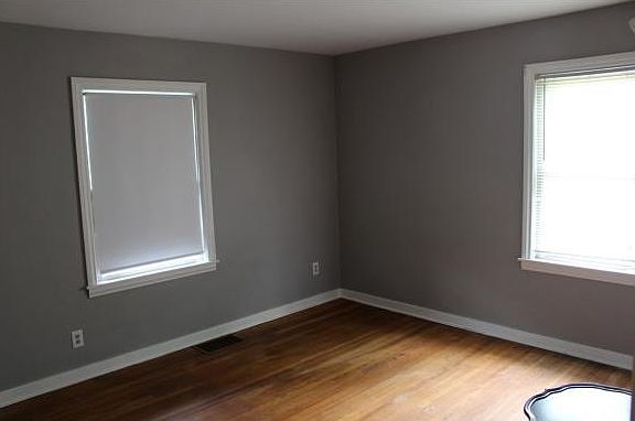 4th image of 39 Greenridge St