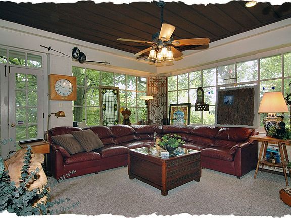 Sunroom/Family Room