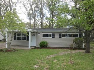 4306 Onawa Ln, Chesapeake, VA 23325