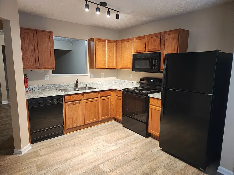 3354 Waldrop Trl — Photo 3