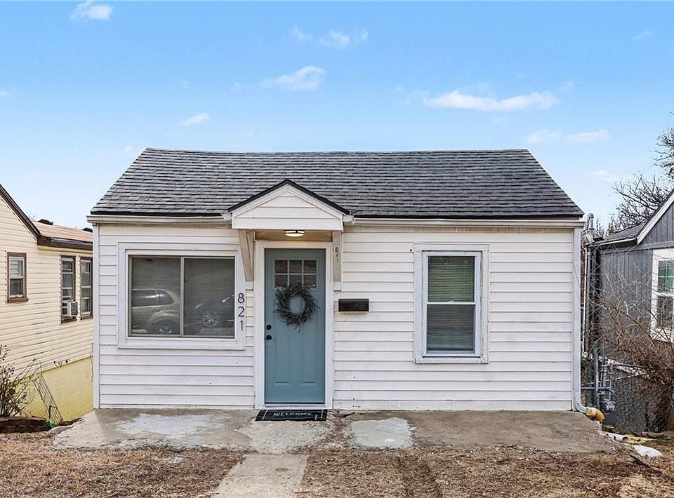 1st image of 821 Greeley Ave