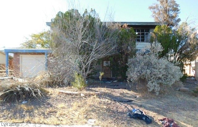 1st image of 209 Catalini St