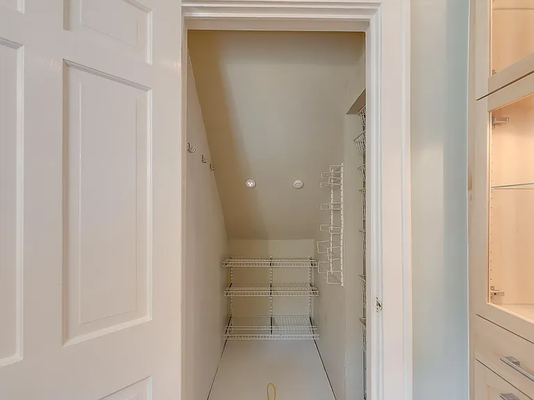 115 Cureton St — Photo 32